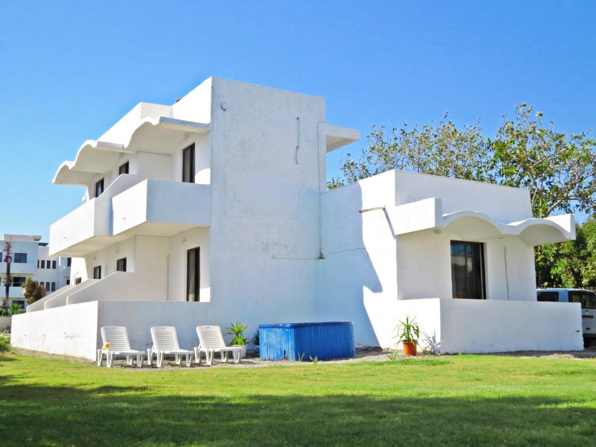 Loukas Beach Rooms Kiotari Exterior photo